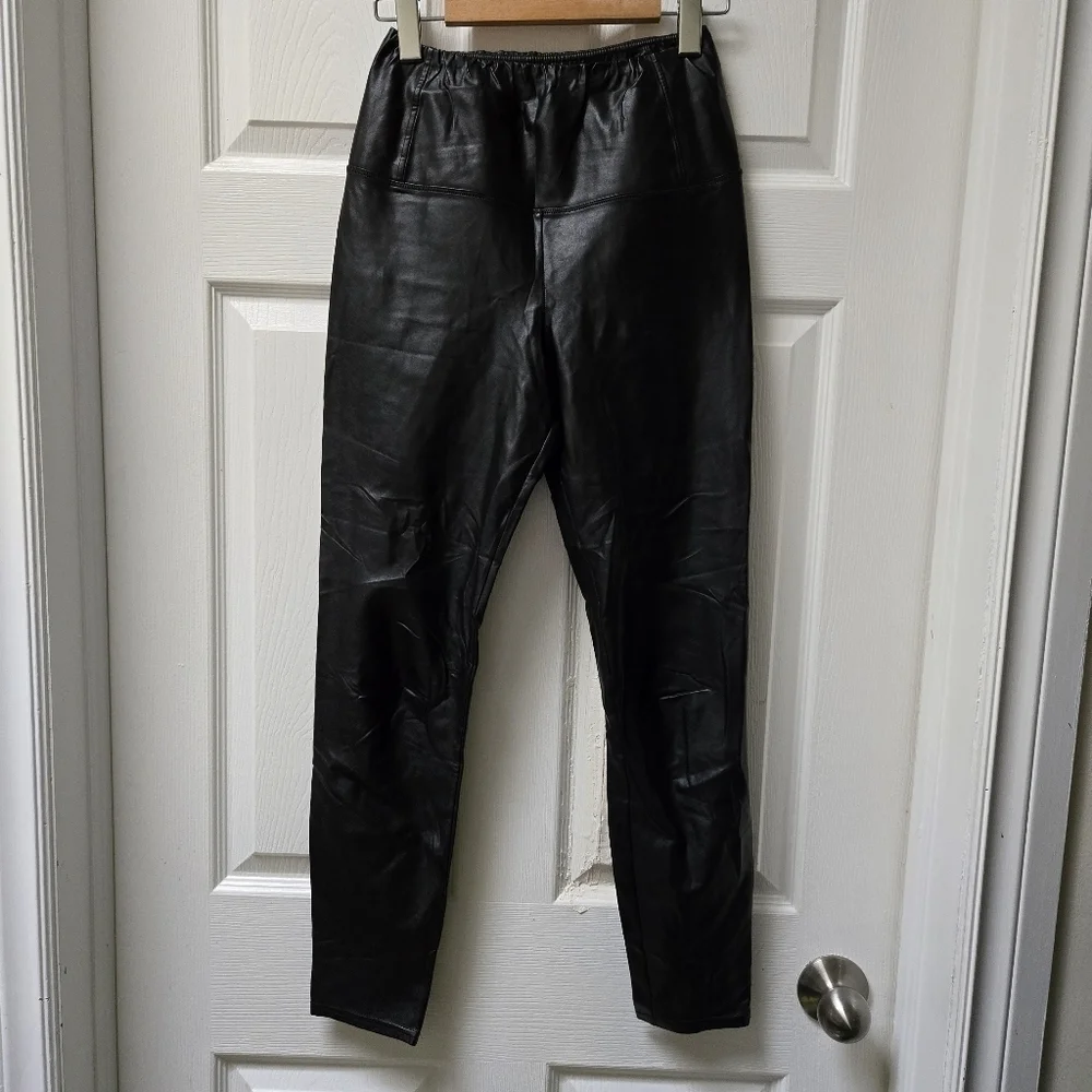 Wilfred Free Daria Black Pant High-waisted Vegan Leather leggings - Picture 2 of 6